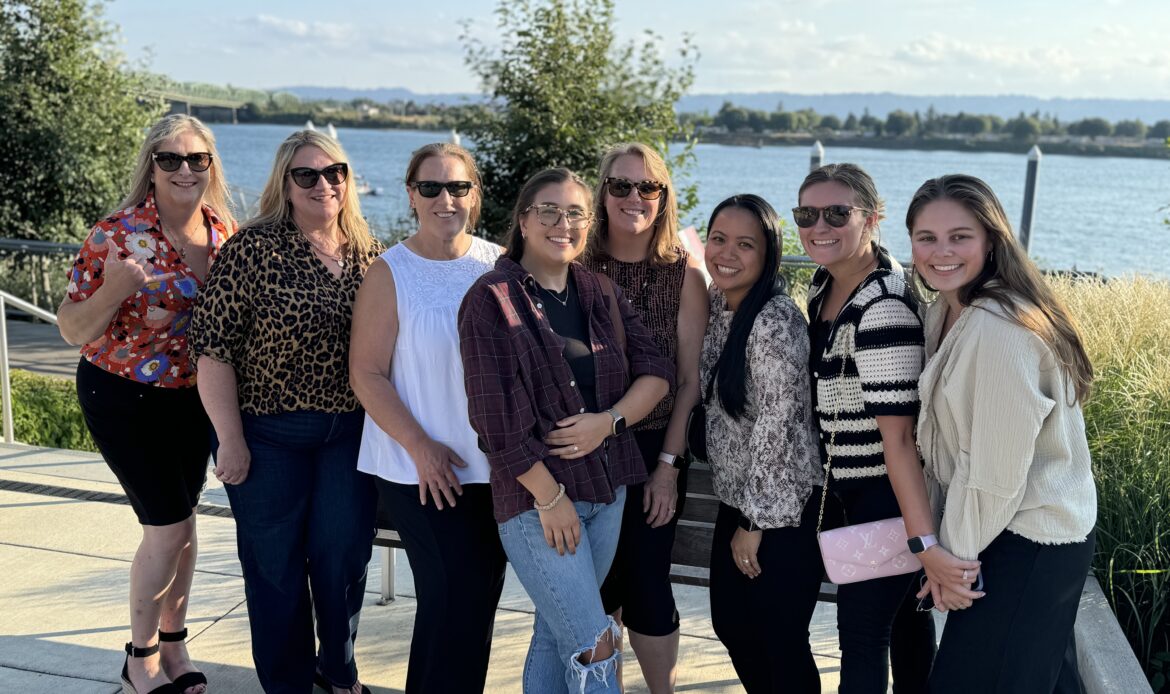 women on vancover waterfront, Dawn Kime, Katie Buchanan, Sharon Braseth, Parker MacDonald, Jenna Eubanks, Tami Pittman